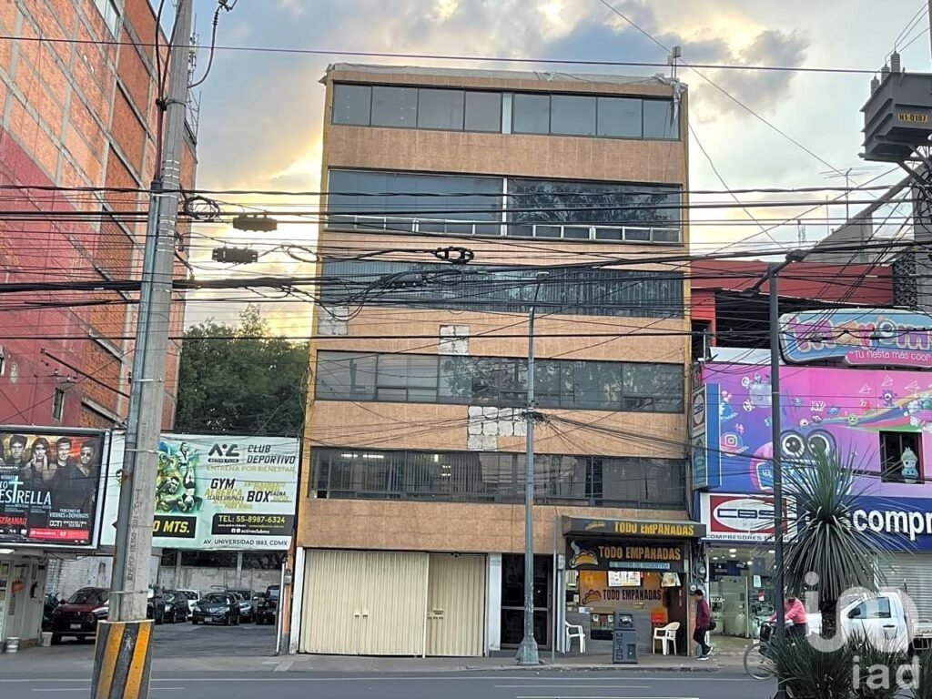 Venta de Local en Av. Universidad, Copilco Universidad (Oxtopulco), Coyoacán