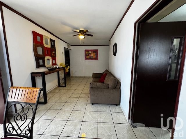 CASA EN VENTA DE UNA PLANTA EN VILLA SATELITE EN HERMOSILLO, SONORA.