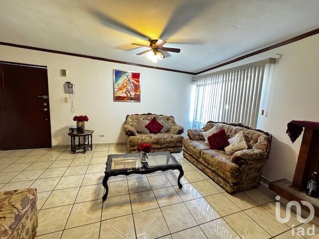 CASA EN VENTA DE UNA PLANTA EN VILLA SATELITE EN HERMOSILLO, SONORA.