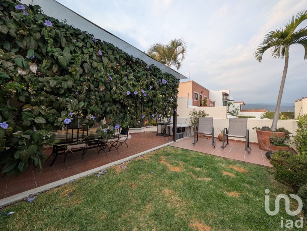 Casa en venta en condominio Loma Bonita en Tzompantle