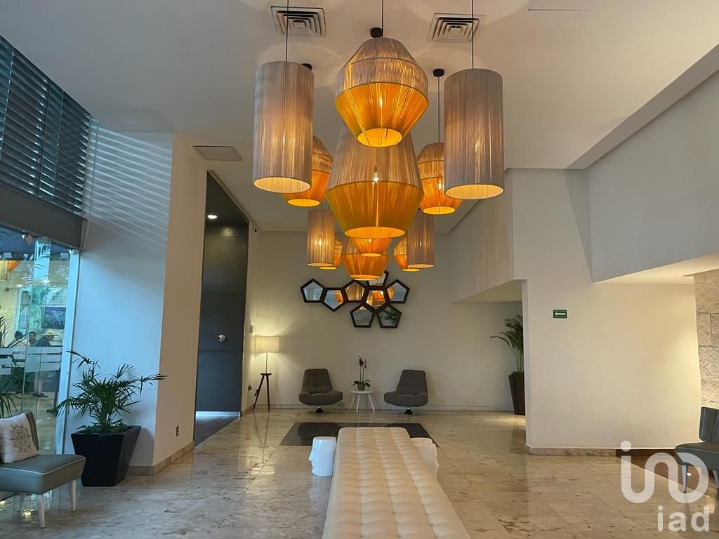 Departamento amueblado, en resort de lujo, con acceso a la playa en Playa del Carmen.