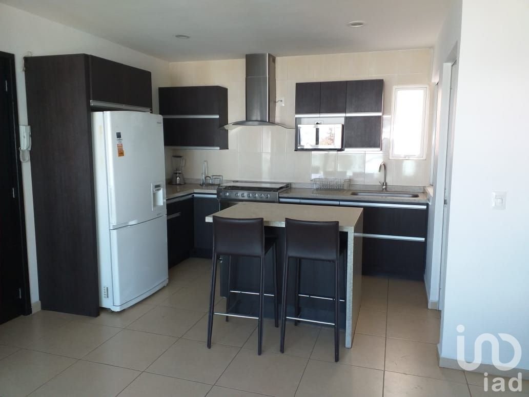 RENTA DE DEPARTAMENTO AMUEBLADO EN LOMAS DE ANGELOPOLIS II