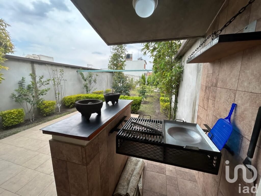 En venta terreno habitacional en lomas de san francisco tepojaco en privada con seguridad