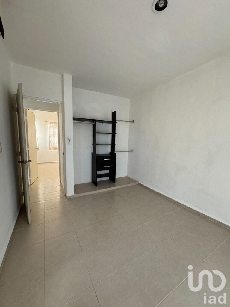 VENDO CASA RESIDENCIAL MARSELLA, PLAYA DEL CARMEN, Q. ROO