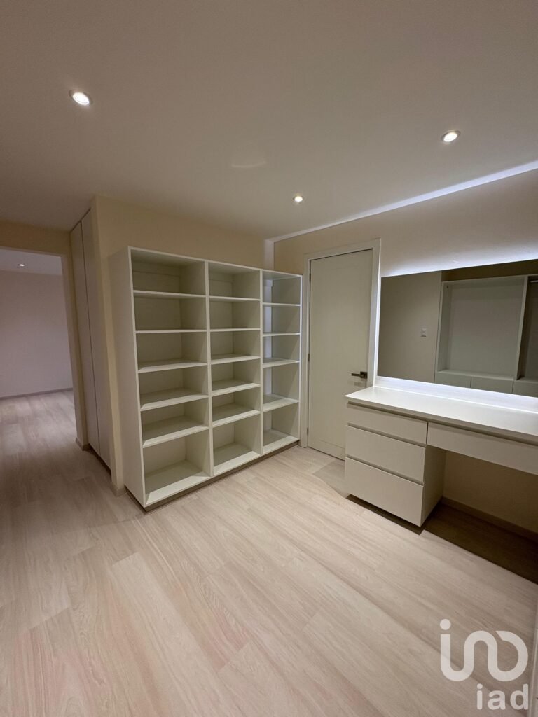 CASA EN VENTA PARQUE MALTA LOMAS DE ANGELOPOLIS III