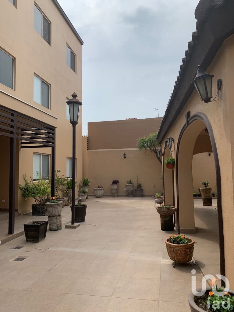 En Venta Excelente Propiedad con Seis Departamentos y Casa Principal Zona Alta Plusvalia Sn Nicolás