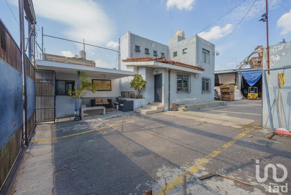 Terreno en Venta Tlaquepaque Centro