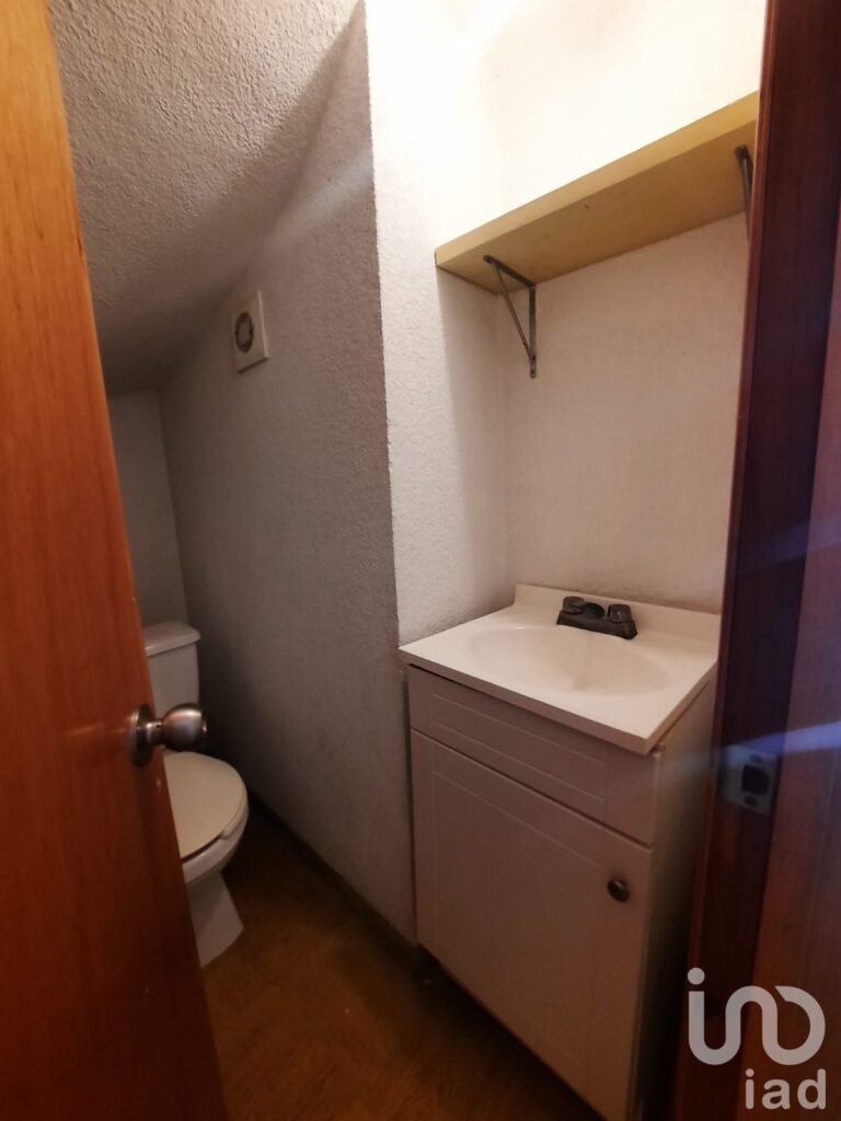 Casa en Venta en Los Heroes III Toluca México