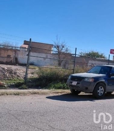 TERRENO  EN VENTA  A  MINUTOS DE AVENIDAS PRINCIPALES LOPEZ MATEOS, INSURGENTES
