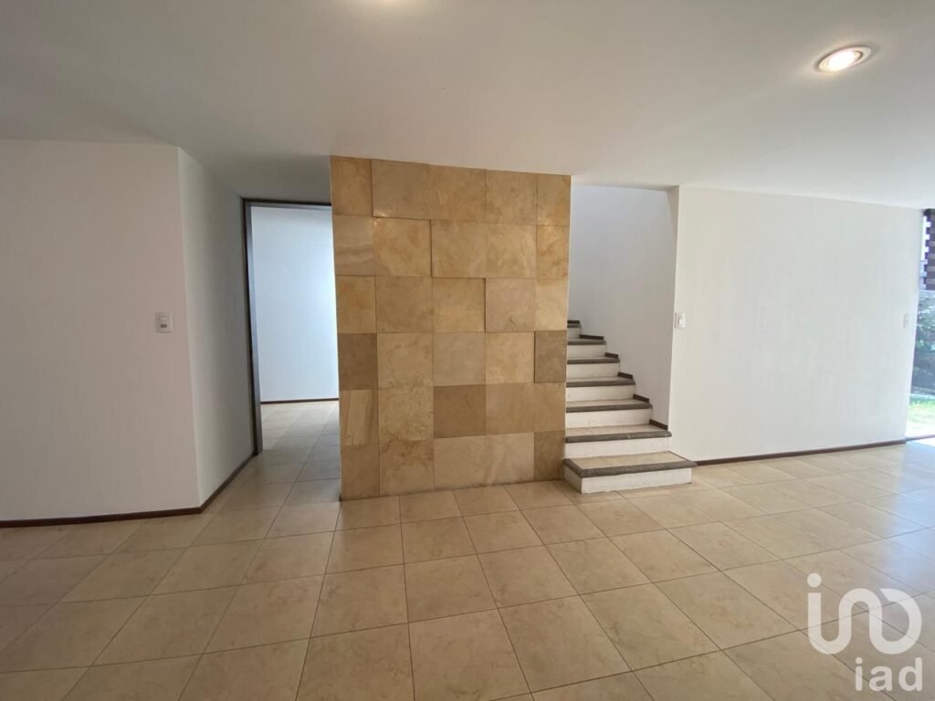 Casa de 3 recámaras en renta en Jardines de las Lomas, Cascatta, Lomas de Angelópolis