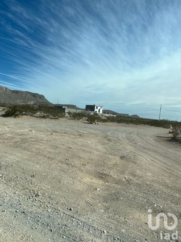 TERRENO KILOMETRO 27 A 2 MINUTOS DE LA CARRETERA A CASAS GRANDES