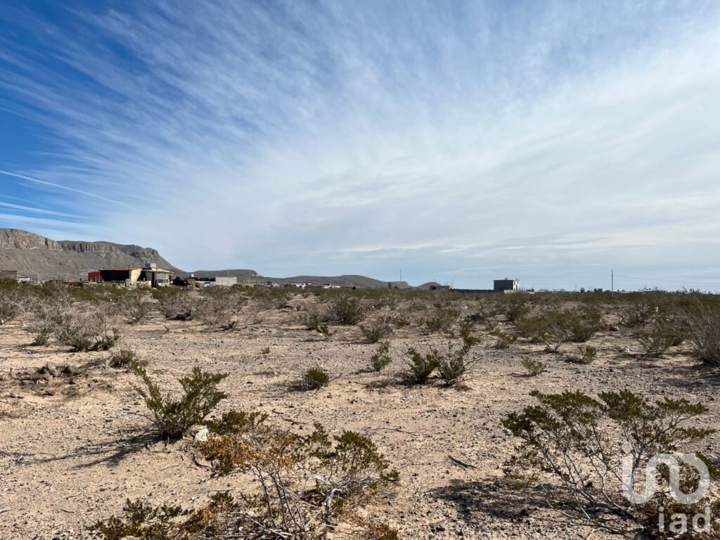 TERRENO KILOMETRO 27 A 2 MINUTOS DE LA CARRETERA A CASAS GRANDES