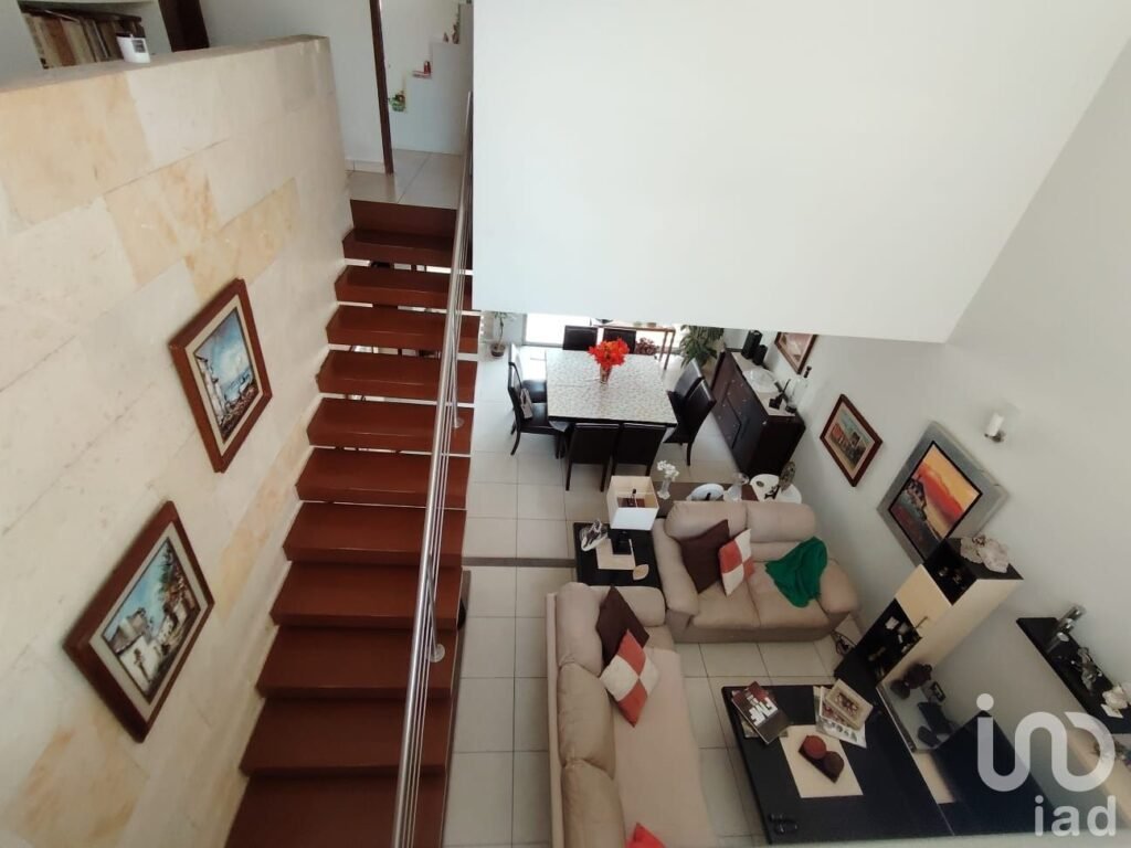 CASA EN VENTA EN LOMAS DEL SOL