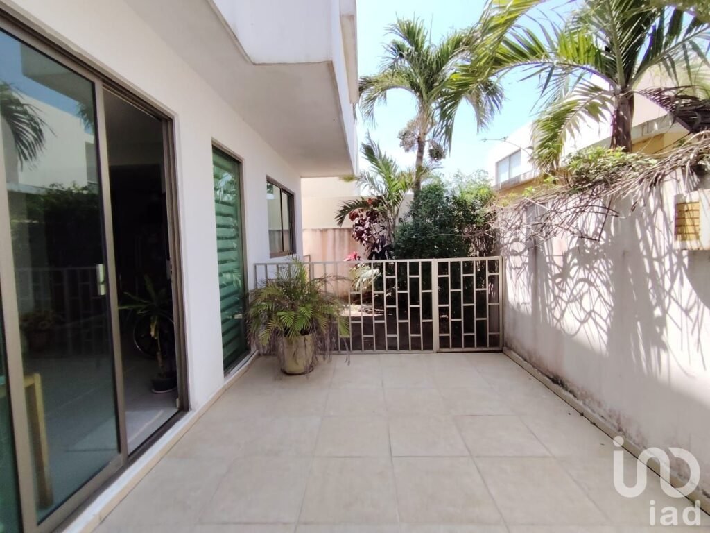 CASA EN VENTA EN LOMAS DEL SOL