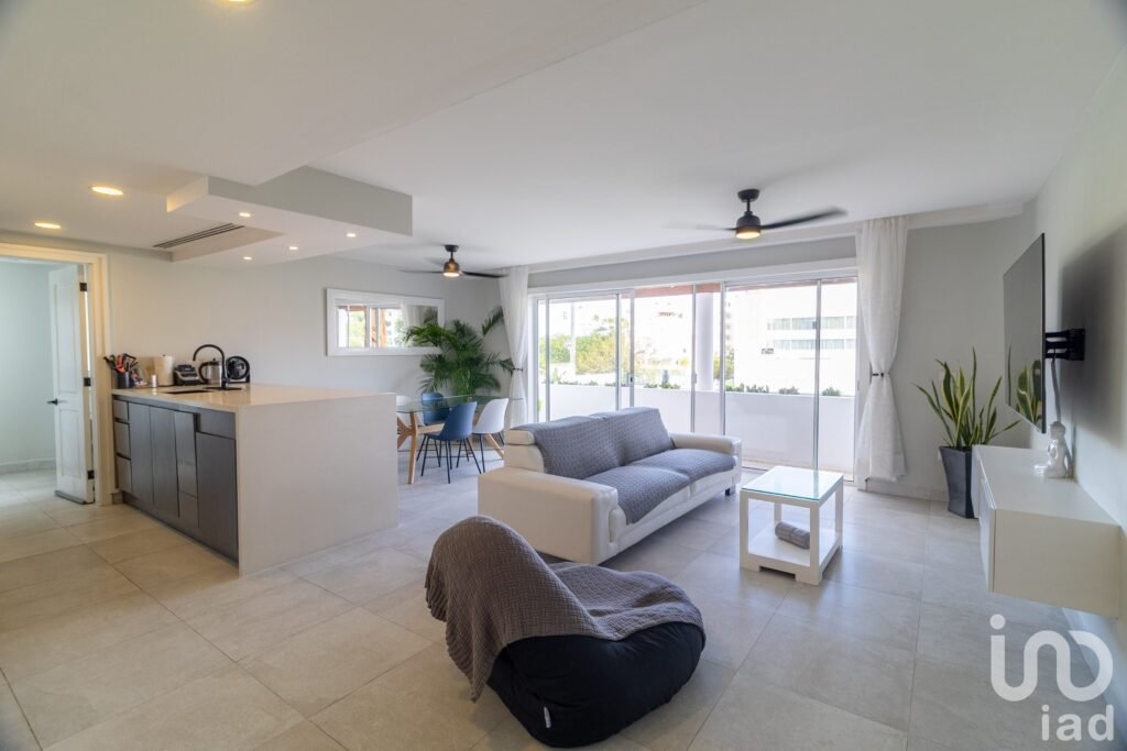 Quadra Alea 1 bd Remodelada