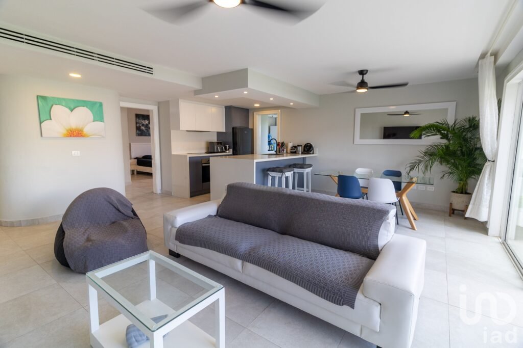 Quadra Alea 1 bd Remodelada