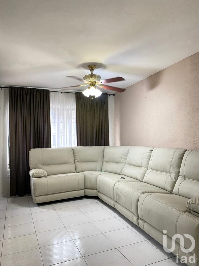 CASA EN VENTA EN COL MANUEL R DIAZ CIUDAD MADERO TAMAULIPAS