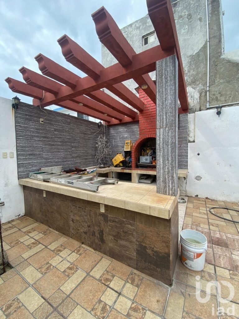 CASA EN VENTA EN COL MANUEL R DIAZ CIUDAD MADERO TAMAULIPAS