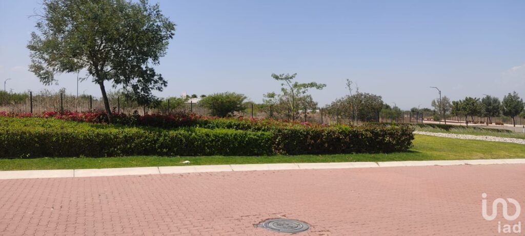 Terreno Roble 89 en Sur II