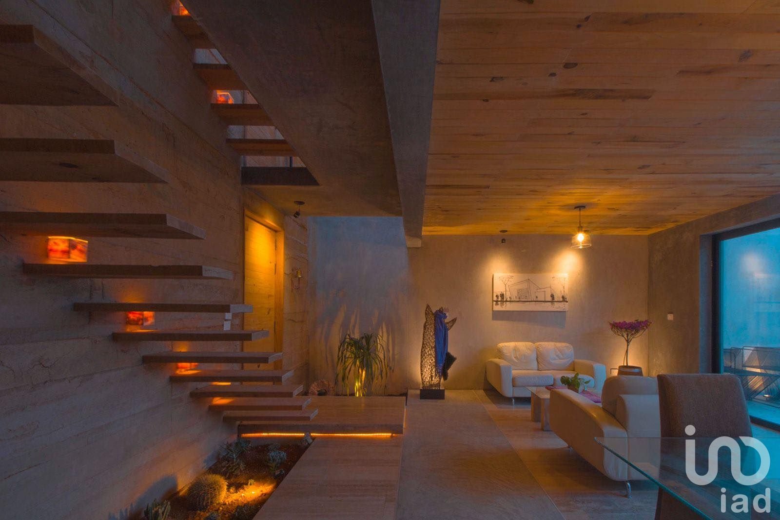 CASA AMUEBLADA EN RENTA