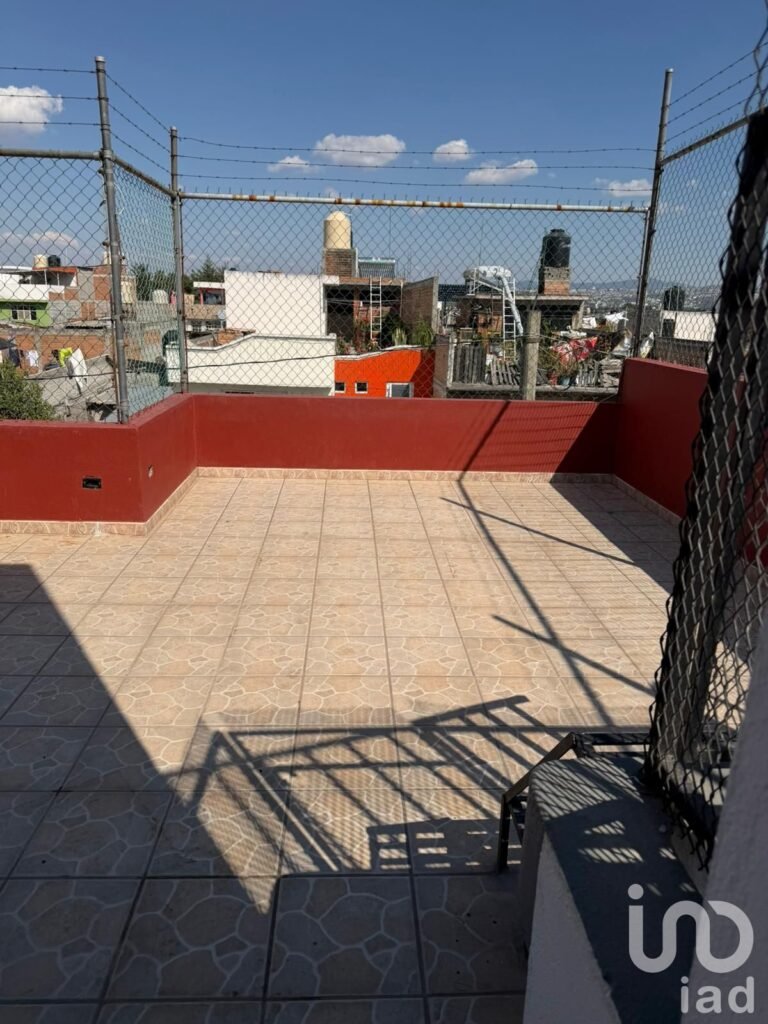 CASA EN VENTA EN AMPLIACION RAYON MORELIA