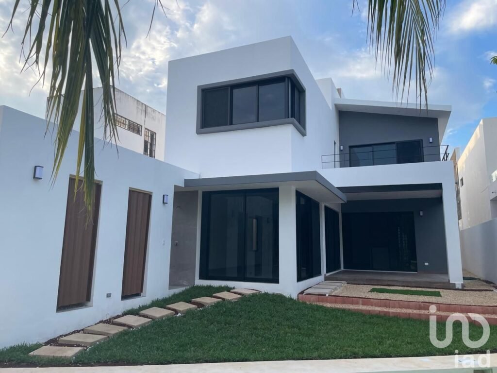 Estrena casa en Cancún, en uno de los mejores desarrollos residenciales, Lagos del Sol