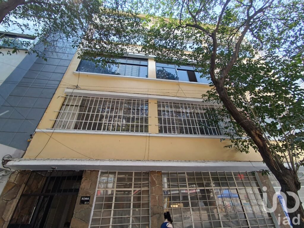 Edificio a renovar en venta