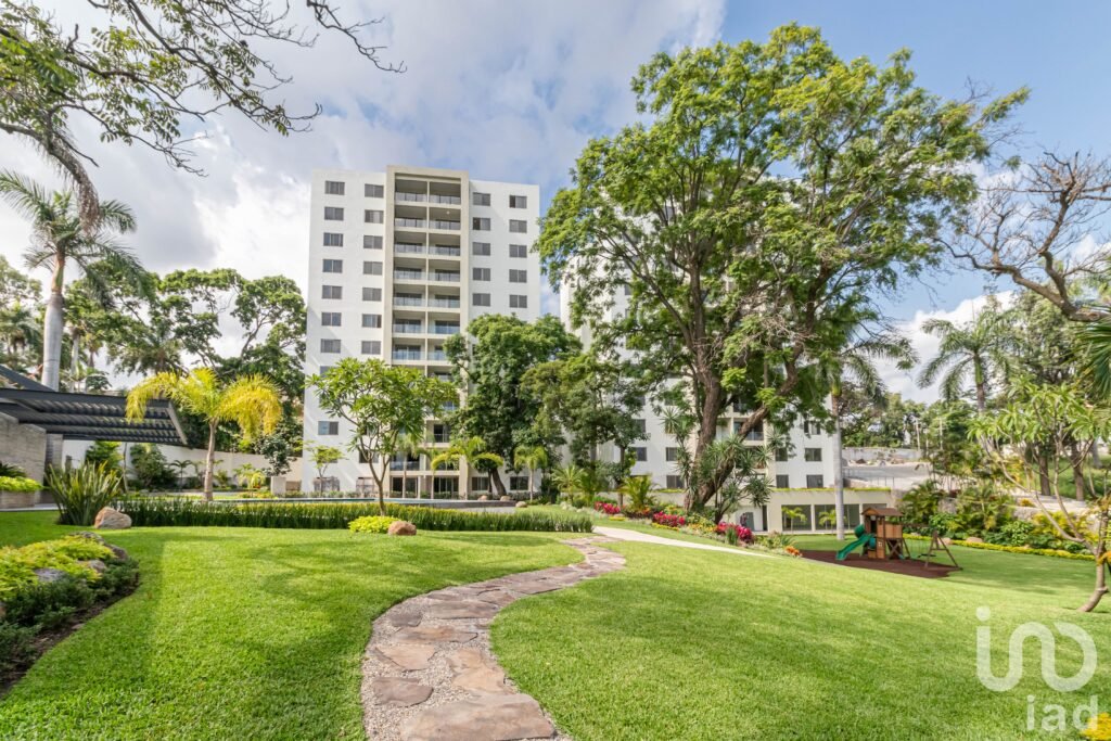 Renta Departamento Amueblado, Vista Panorámica con 31 amenidades, Cuernavaca