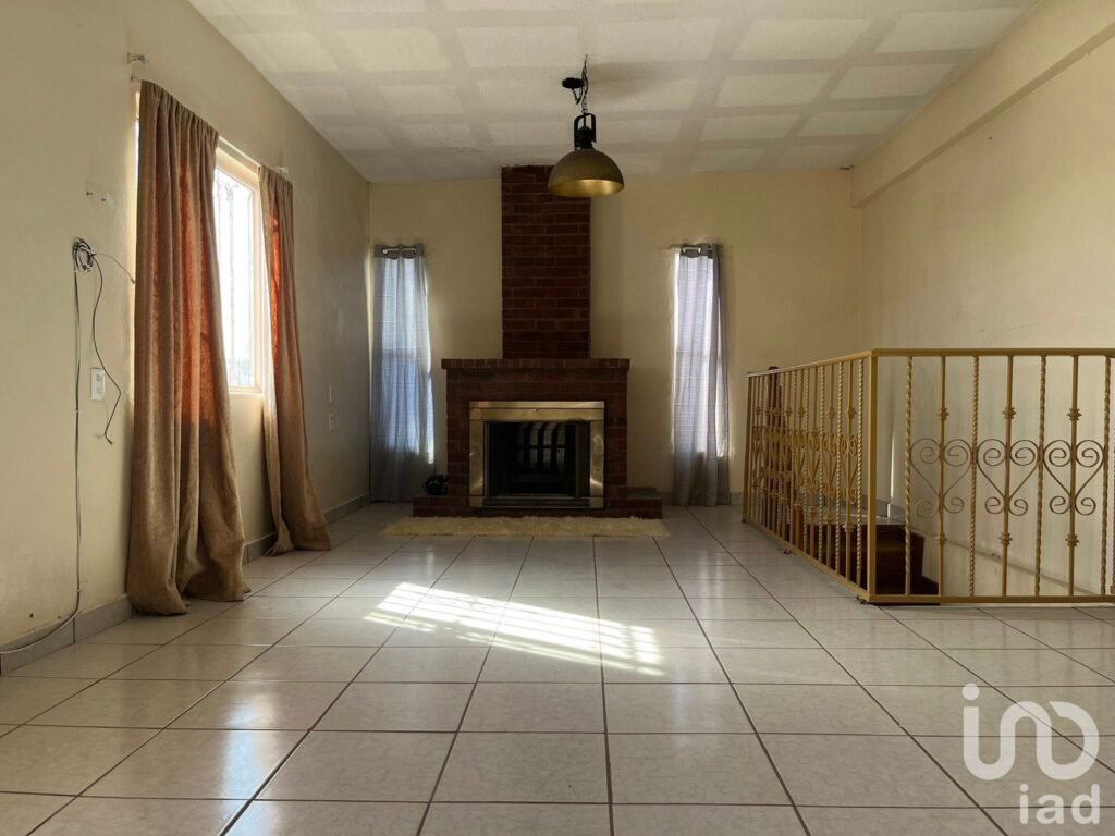 CASA EN VENTA BLVD ZARAGOZA