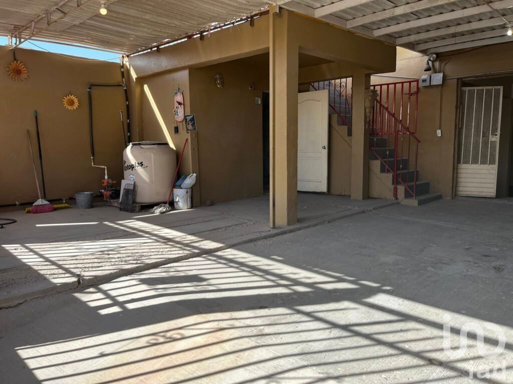 CASA EN VENTA BLVD ZARAGOZA