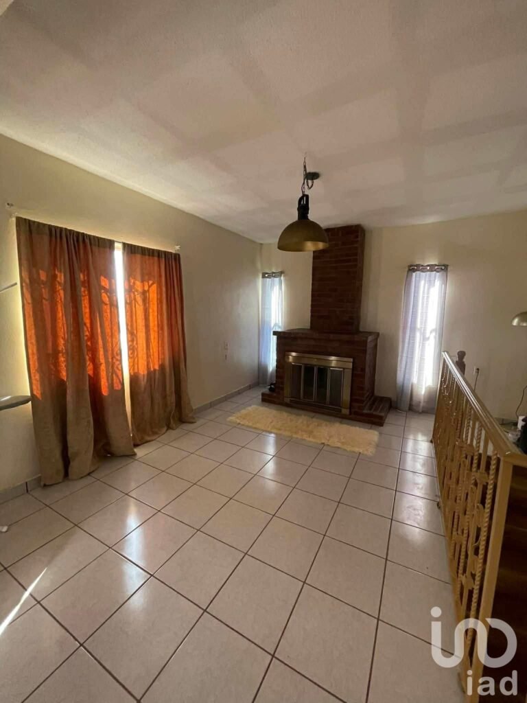 CASA EN VENTA BLVD ZARAGOZA
