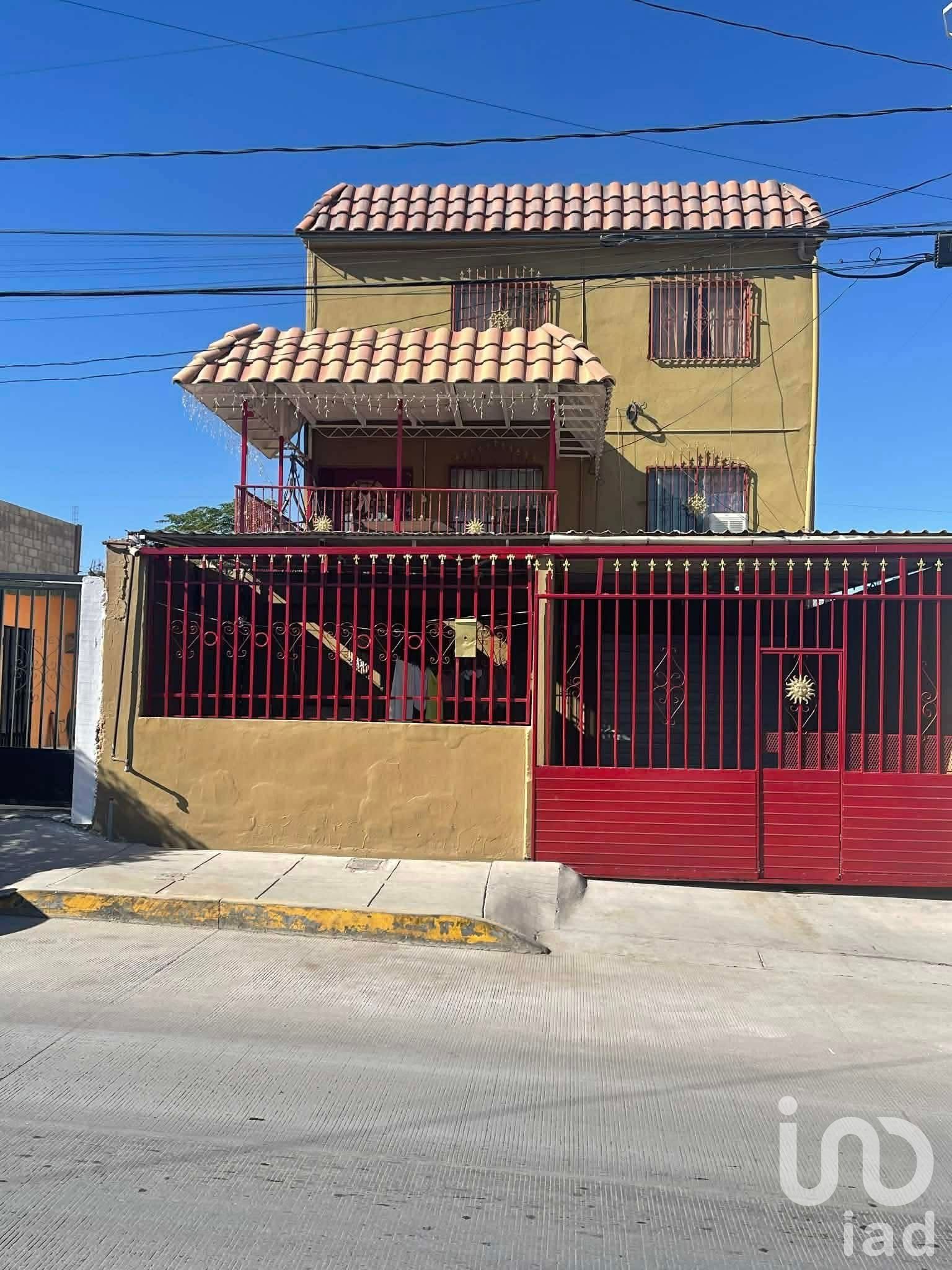 CASA EN VENTA BLVD ZARAGOZA