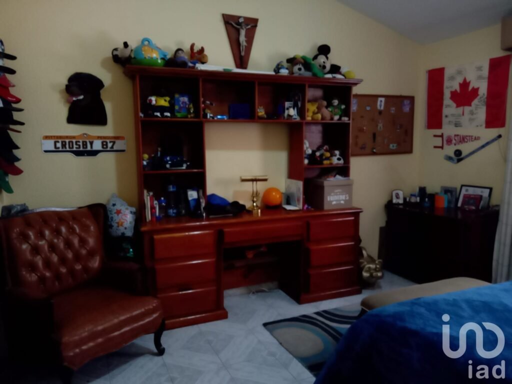 Casa en RENTA para Oficinas o Consultorios en Av, Cordillera de Arakán, Lomas 4ta. SLP