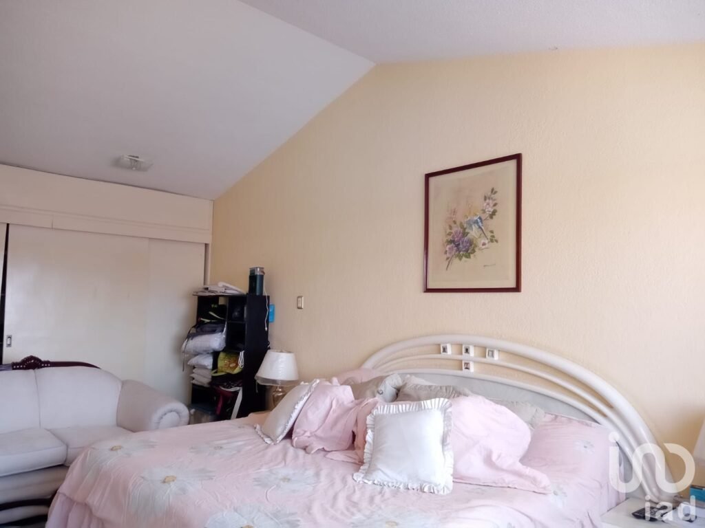 Casa en RENTA para Oficinas o Consultorios en Av, Cordillera de Arakán, Lomas 4ta. SLP