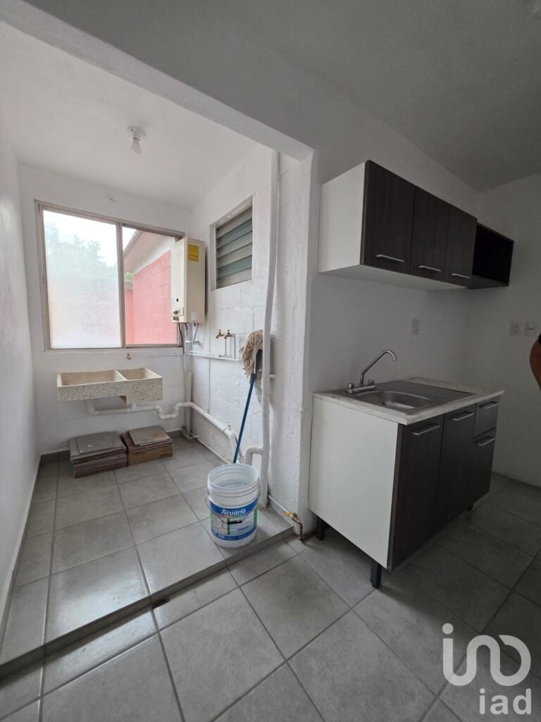 DEPARTAMENTO RECIEN REMODELADO EN TEOPANZOLCO