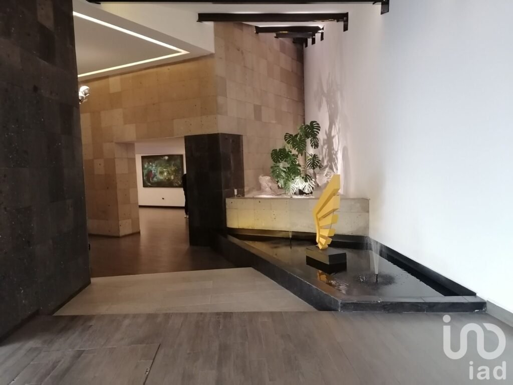 DEPARTAMENTO EN RENTA, SOBRE ATLIXCÁYOTL EN SAN MARTINITO