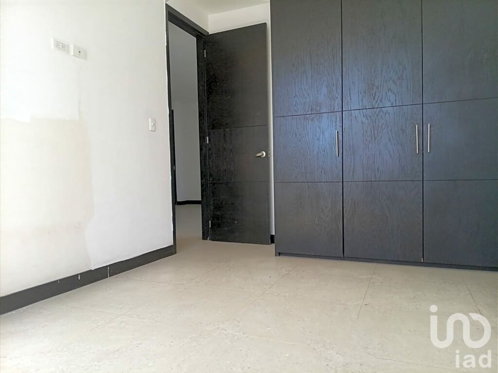 DEPARTAMENTO EN RENTA, SOBRE ATLIXCÁYOTL EN SAN MARTINITO