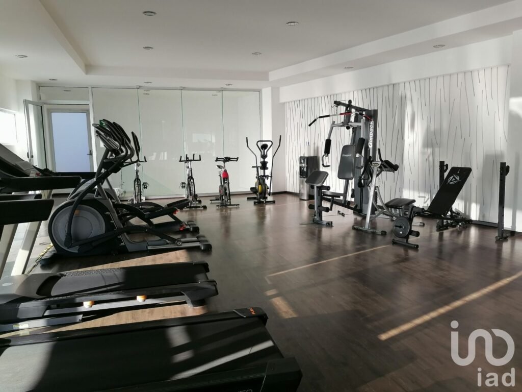 DEPARTAMENTO EN RENTA, SOBRE ATLIXCÁYOTL EN SAN MARTINITO