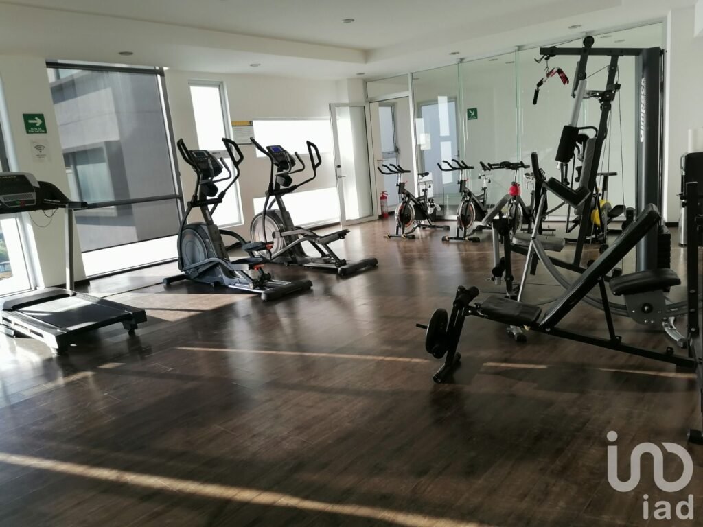 DEPARTAMENTO EN RENTA, SOBRE ATLIXCÁYOTL EN SAN MARTINITO