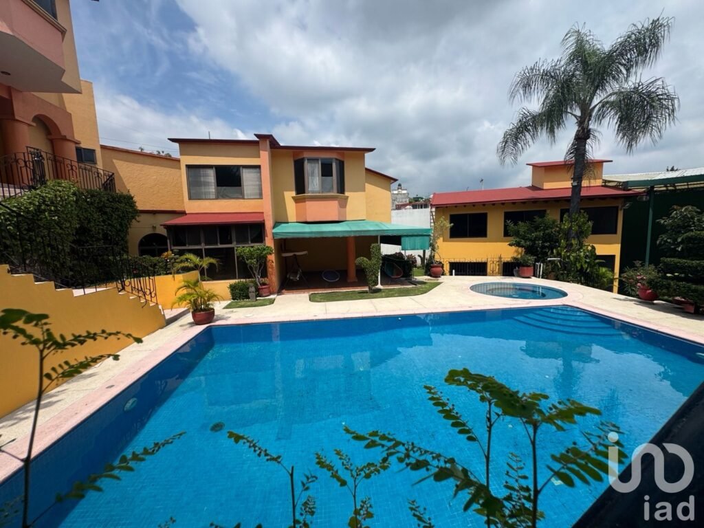 Casa en condominio en venta, en Cuernavaca, Doble seguridad, Provincias del Canadá
