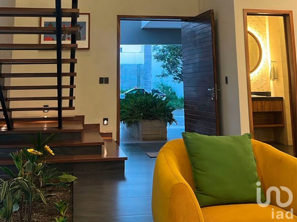 Casa en Venta Alta Gama. Fraccionamiento Privado. Opcional amueblada