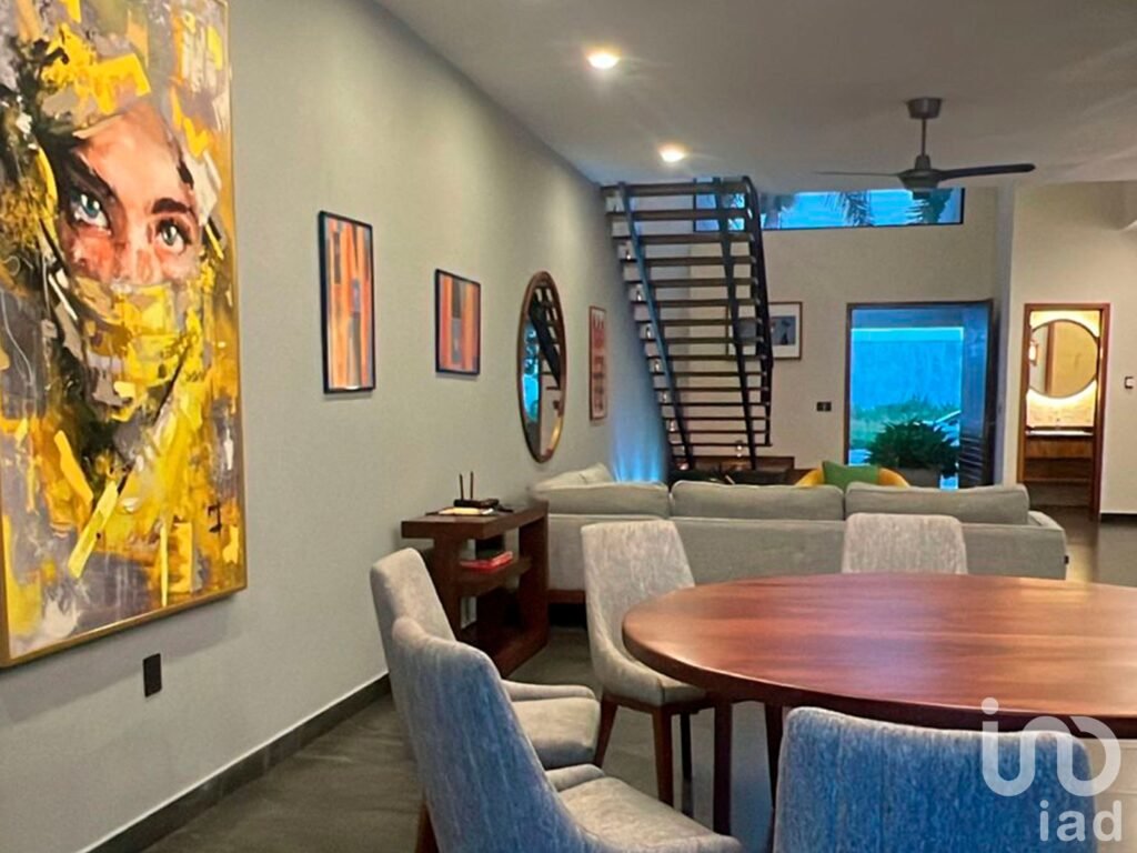 Casa en Venta Alta Gama. Fraccionamiento Privado. Opcional amueblada