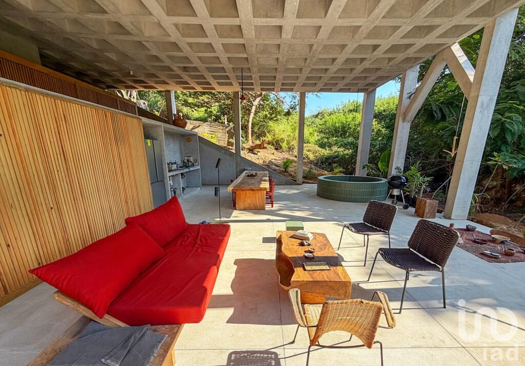 OPPORTUNIDAD DE LUJO EN LA BARRA, PUERTO ESCONDIDO