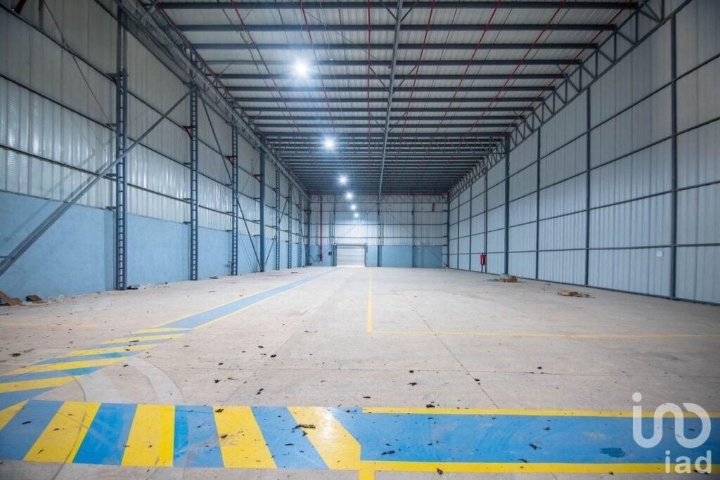 Se renta Bodega Industrial en carretera a Tala, San Isidro Mazatepec, Jal.