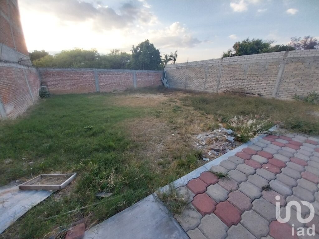 CASA EN VENTA EN EL CENTRO DE SAN BARTOLO COYOTEPEC, OAXACA.
