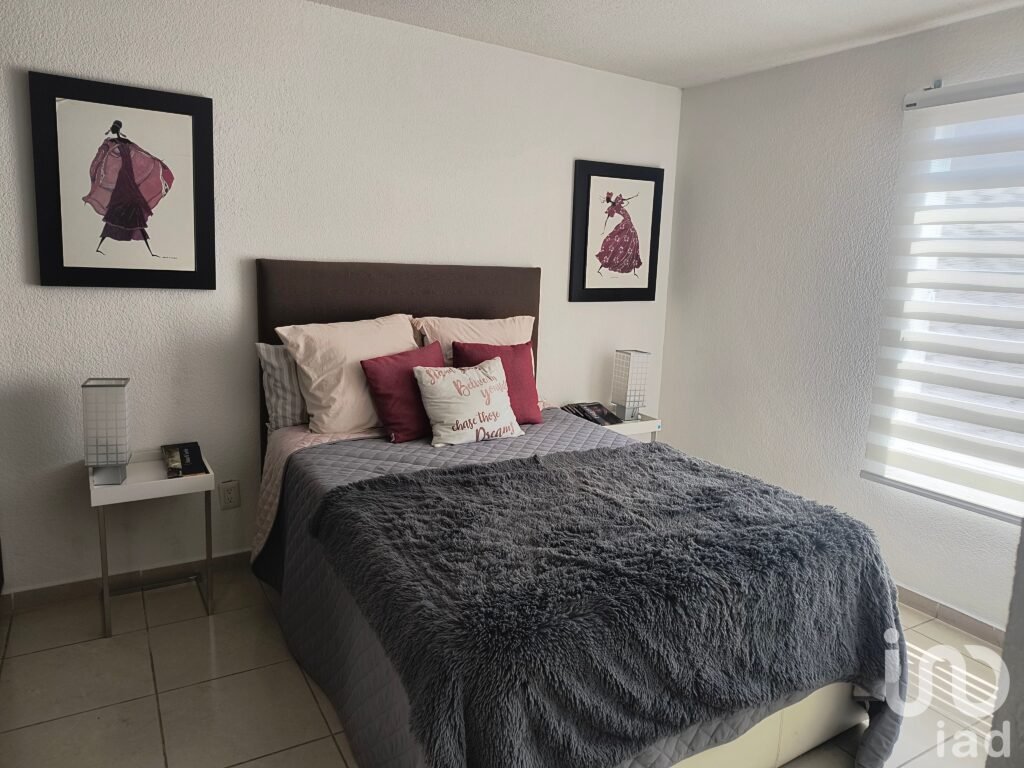 Casa en VENTA - 2 recámaras, ubicada en vialidad - Fraccionamiento PRIVADO