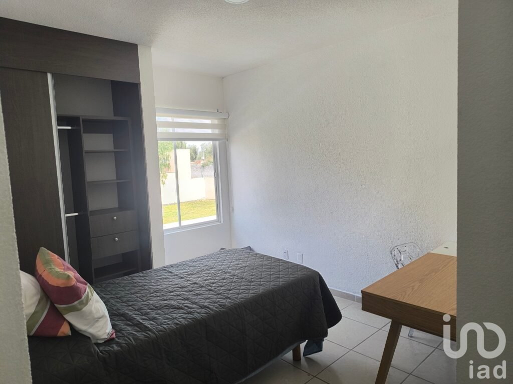 Casa en VENTA - 2 recámaras, ubicada en vialidad - Fraccionamiento PRIVADO