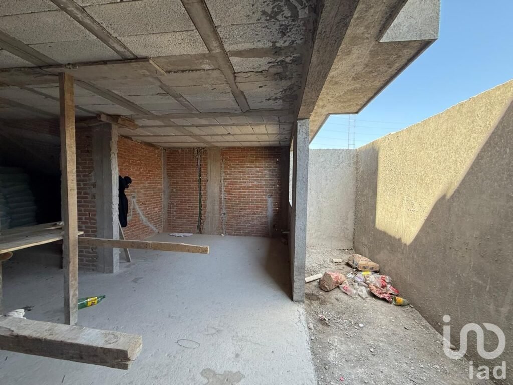 CASA EN VENTA EN SANTIAGO MOMOXPAN, CHOLULA