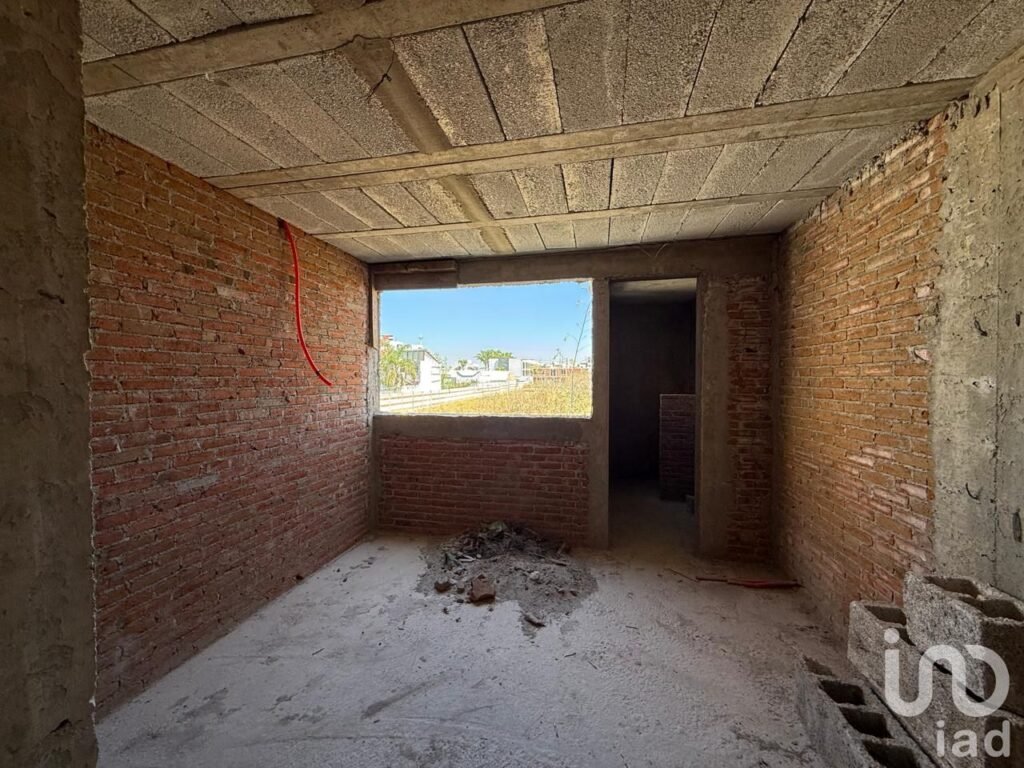 CASA EN VENTA EN SANTIAGO MOMOXPAN, CHOLULA