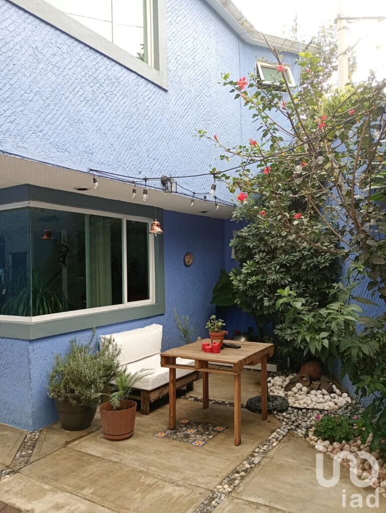 Venta de Casa en Lomas del Bosque.